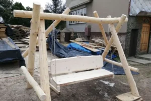 Huśtawka ogrodowa z bali - Realizacja 16 OczkoMeble