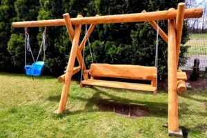 Huśtawka ogrodowa z bali - Realizacja 5 OczkoMeble