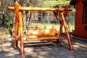 Huśtawka ogrodowa z bali - Realizacja 6 OczkoMeble